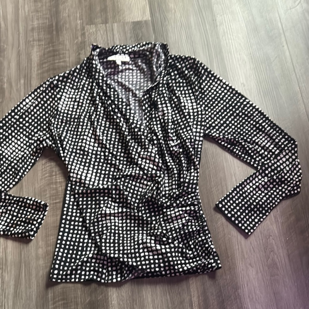 Black and White long sleeve blouse
